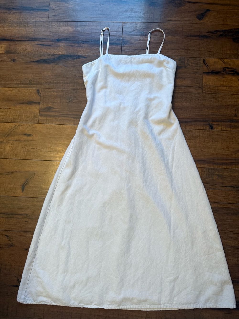White Spaghetti Strap Midi / Maxi Dress Size S